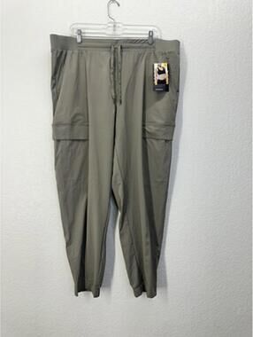 Avia Womens's Moisture Wickening  Cargo Pants LARGE NWT